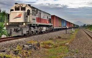 Jalur Kereta Api Menuju Tanjung Mas