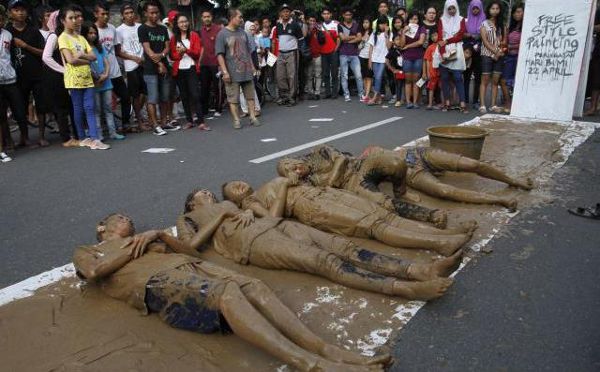 Peringatan Hari Bumi di Solo