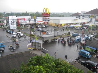 Arus lalu lintas persimpangan Pondok Cabe