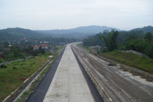 jalan-tol-semarang-ungaran