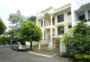 Rumah di Puri Indah