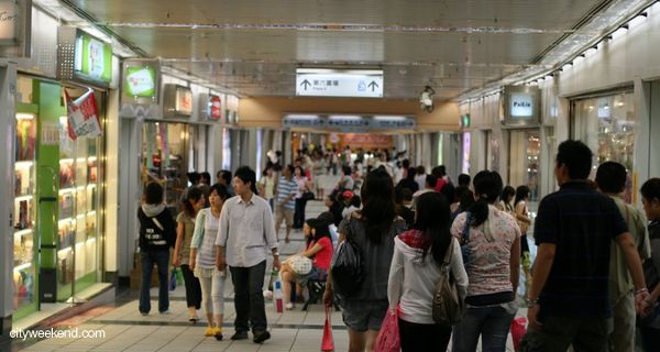 underground-shopping-mall-hongkong