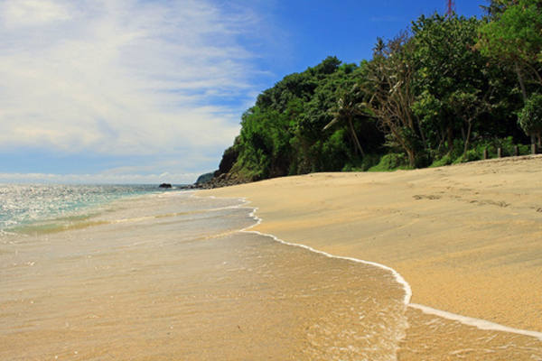 pantai pandanan