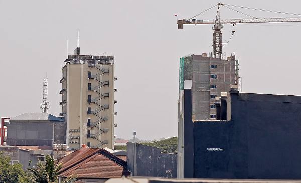 topping-off-vida-view-makassar Apartemen Vida View Masuki Tahap Tutup Atap