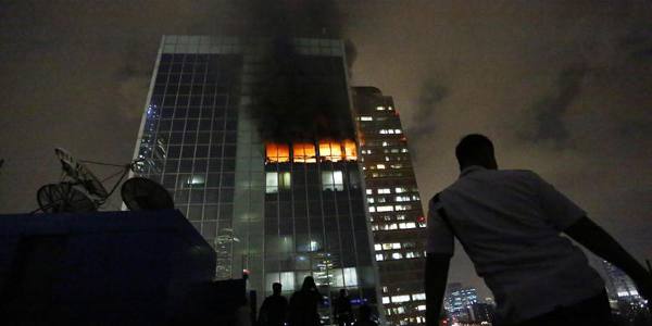 kebakaran wisma kosgoro Kebakaran Wisma Kosgoro
