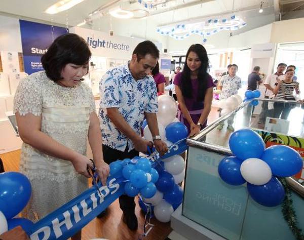 Pembukaan Philips Home Lighting Store
