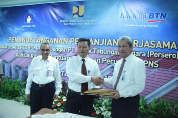 MOU Bapertarum-BTN Penandatanganan MOU Bapertarum dengan BTN