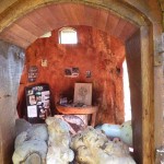 Rumah Hobbit Kecil seperti di Negeri Dongeng 7