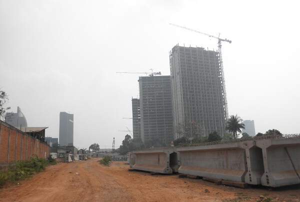 Pembangunan apartemen di tb simatupang izzara apartemen