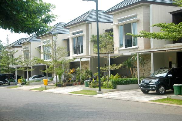 Serenia Hills Serenia Hills salah satu perumahan menengah atas di Jakarta Selatan