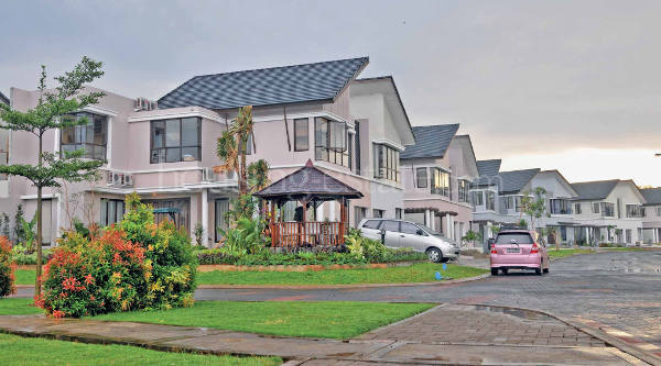 Rumah menengah dan mewah menjadi bagian dari program satu juta rumah