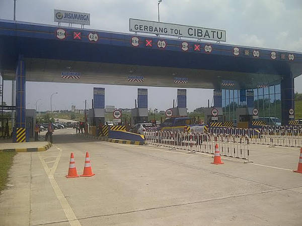 Gerbang Tol Cibatu