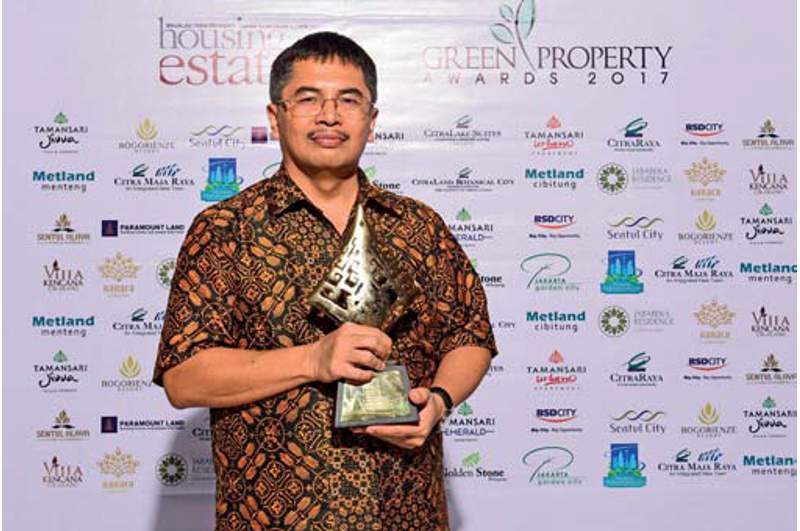 CitraMaja Raya, Maja, Lebak, Banten, menerima penghargaan HousingEstate Green Property Awards 2017 kategori Green Transportation Residensial-Township Scale Housing Estate. Penghargaan diterima Mary Octo Sihombing, Direktur PT Ciputra Residence.