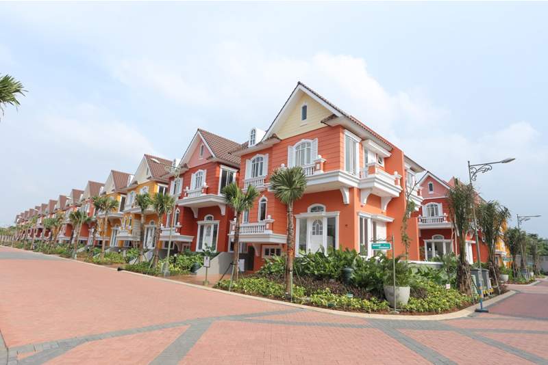 Salah satu rumah siap huni yang ditawarkan Paramount Land ada di klaster Omaha Village yang dikembangkan rapi dengan rumah-rumah dua lantai bergaya skandinavian. Tipe terkecil 89/60 dilepas Rp1,1 miliar. (Foto: Dok. Paramount Land)