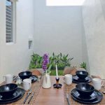 ruang-makan-semi-terbuka