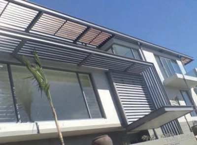 Aluminium louver