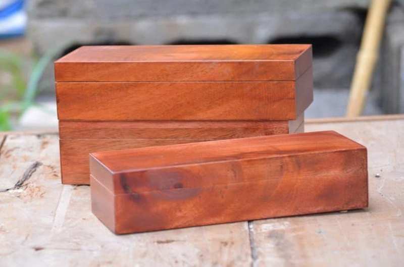 kayu-mahoni