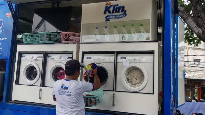 wings-bantu-korban-banjir