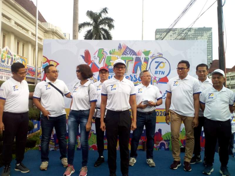hut-btn-70