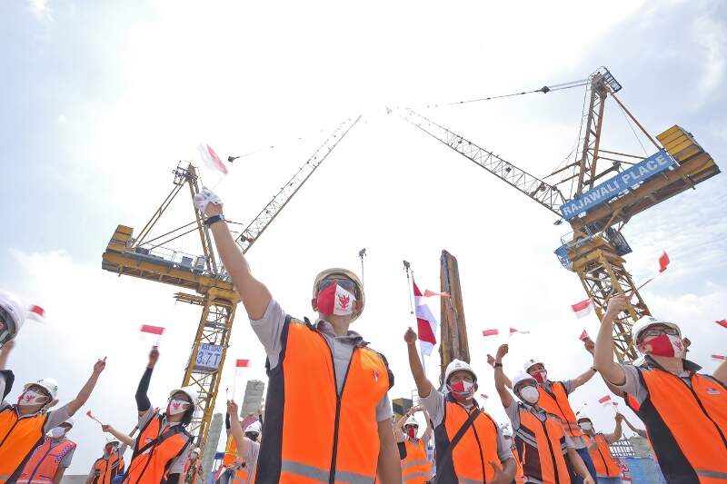 topping-off-apartemen-the-residences-at-the-st-regis-jakarta