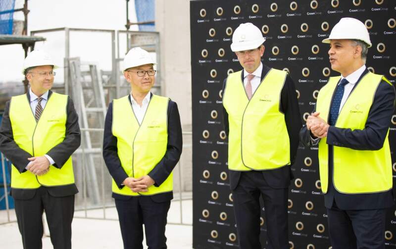 Topping Out Proyek Eastlakes Live