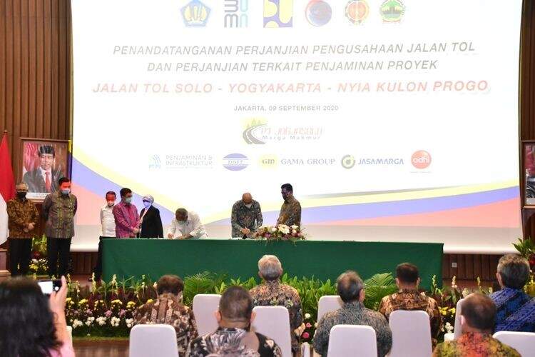 penandatangan-jalan-tol-solo-yogyakarta-nyia-kulon-progo
