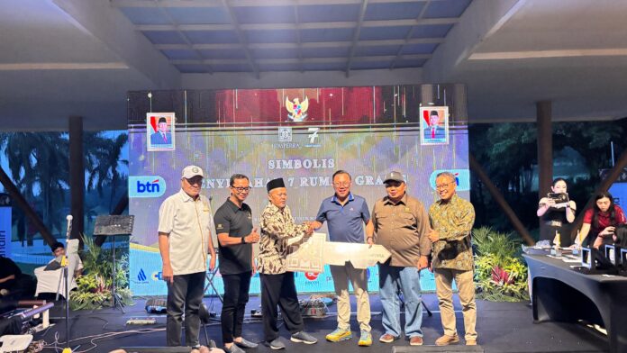 WhatsApp Image 2025-11-01 at 17.09.16 (1)